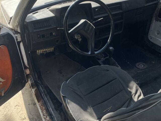 Белый ЗАЗ 1102 Таврия, объемом двигателя 1.1 л и пробегом 80 тыс. км за 350 $, фото 4 на Automoto.ua