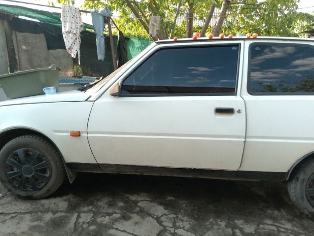 Белый ЗАЗ 1102 Таврия, объемом двигателя 1.1 л и пробегом 1000 тыс. км за 834 $, фото 2 на Automoto.ua