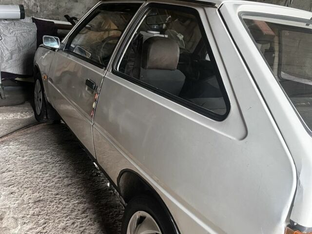 Белый ЗАЗ 1102 Таврия, объемом двигателя 1.1 л и пробегом 189 тыс. км за 400 $, фото 2 на Automoto.ua