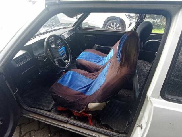 Белый ЗАЗ 1102 Таврия, объемом двигателя 1.1 л и пробегом 100 тыс. км за 243 $, фото 3 на Automoto.ua