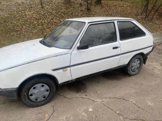 Белый ЗАЗ 1102 Таврия, объемом двигателя 1.1 л и пробегом 67 тыс. км за 850 $, фото 4 на Automoto.ua