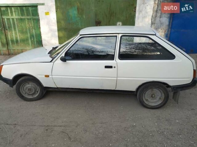 Белый ЗАЗ 1102 Таврия, объемом двигателя 1.2 л и пробегом 100 тыс. км за 700 $, фото 8 на Automoto.ua