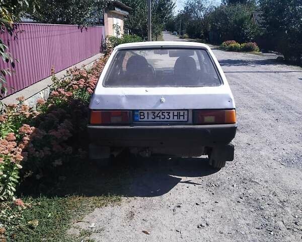 Белый ЗАЗ 1102 Таврия, объемом двигателя 1.1 л и пробегом 130 тыс. км за 623 $, фото 3 на Automoto.ua