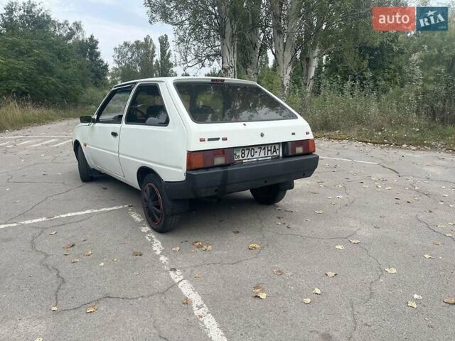 Белый ЗАЗ 1102 Таврия, объемом двигателя 1.2 л и пробегом 168 тыс. км за 654 $, фото 2 на Automoto.ua