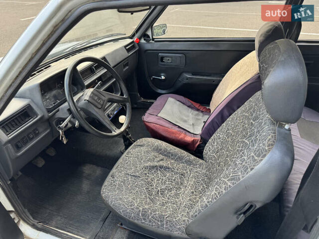 Белый ЗАЗ 1102 Таврия, объемом двигателя 1.1 л и пробегом 216 тыс. км за 750 $, фото 2 на Automoto.ua