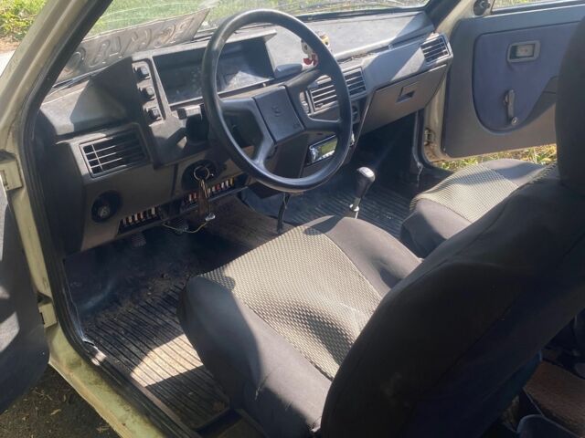 Белый ЗАЗ 1102 Таврия, объемом двигателя 1.1 л и пробегом 66 тыс. км за 800 $, фото 5 на Automoto.ua