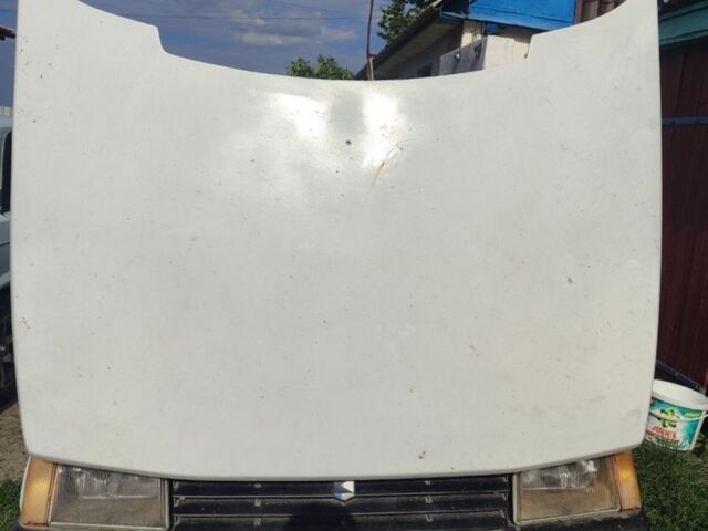 Белый ЗАЗ 1102 Таврия, объемом двигателя 1.1 л и пробегом 300 тыс. км за 554 $, фото 5 на Automoto.ua