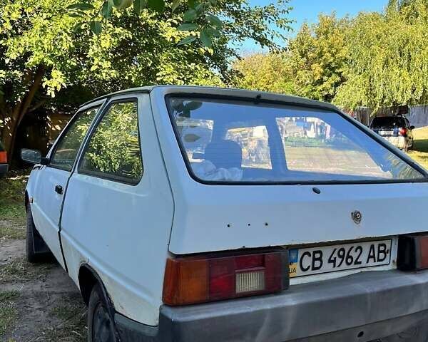 Белый ЗАЗ 1102 Таврия, объемом двигателя 1.1 л и пробегом 200 тыс. км за 350 $, фото 12 на Automoto.ua