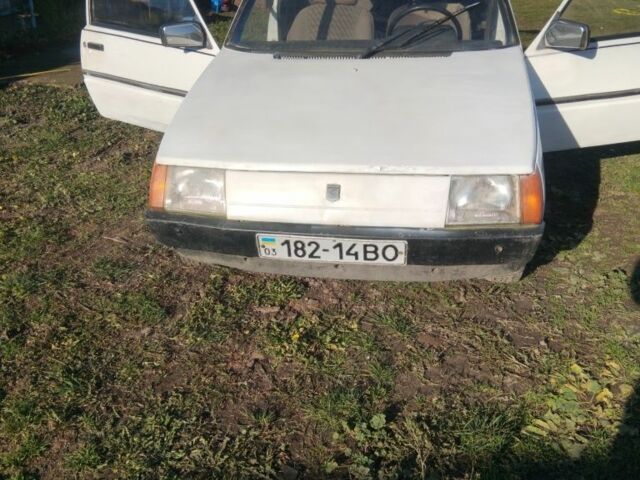 Белый ЗАЗ 1102 Таврия, объемом двигателя 1 л и пробегом 1 тыс. км за 297 $, фото 7 на Automoto.ua