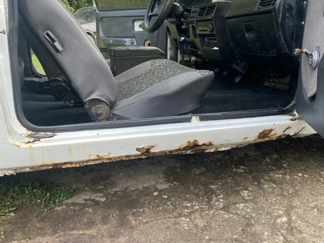 Белый ЗАЗ 1102 Таврия, объемом двигателя 0 л и пробегом 200 тыс. км за 500 $, фото 5 на Automoto.ua