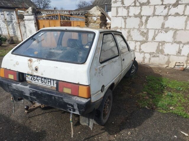 Белый ЗАЗ 1102 Таврия, объемом двигателя 1.2 л и пробегом 15 тыс. км за 350 $, фото 1 на Automoto.ua