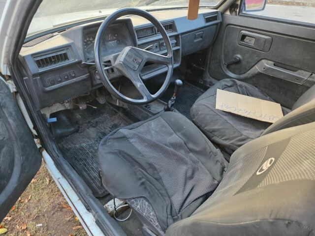 Белый ЗАЗ 1102 Таврия, объемом двигателя 1.1 л и пробегом 41 тыс. км за 345 $, фото 4 на Automoto.ua