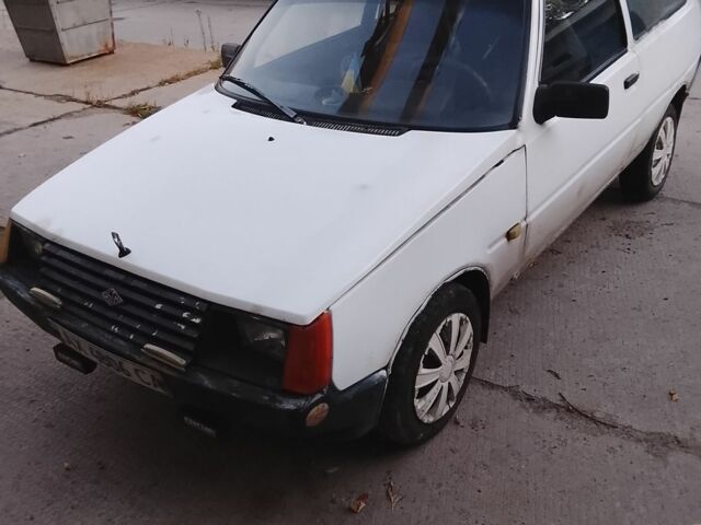 Белый ЗАЗ 1102 Таврия, объемом двигателя 0 л и пробегом 2 тыс. км за 361 $, фото 2 на Automoto.ua