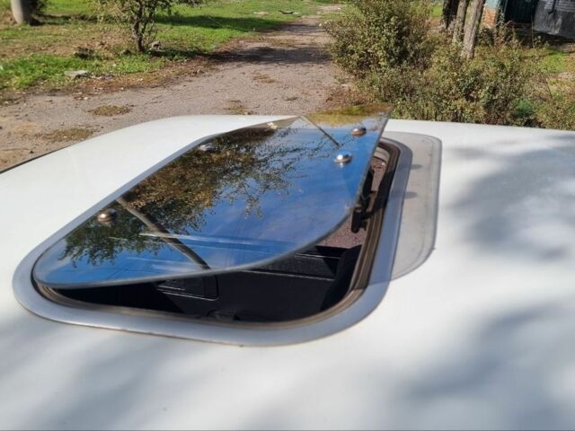 Белый ЗАЗ 1102 Таврия, объемом двигателя 1.1 л и пробегом 150 тыс. км за 750 $, фото 7 на Automoto.ua