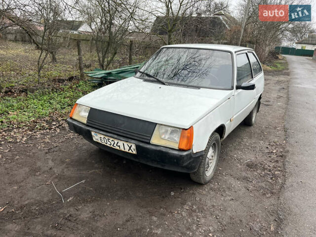 Белый ЗАЗ 1102 Таврия, объемом двигателя 0 л и пробегом 100 тыс. км за 500 $, фото 3 на Automoto.ua