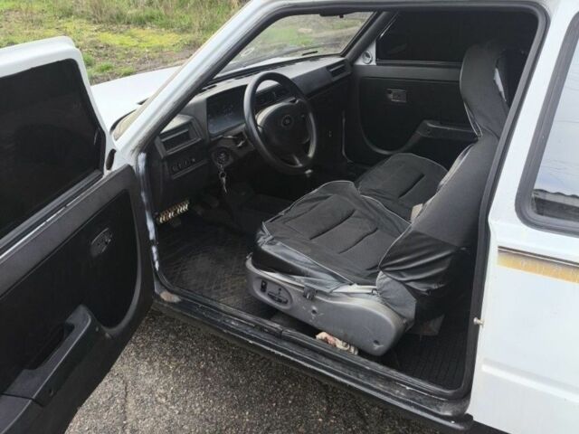 Білий ЗАЗ 1102 Таврія, об'ємом двигуна 0 л та пробігом 334 тис. км за 379 $, фото 5 на Automoto.ua