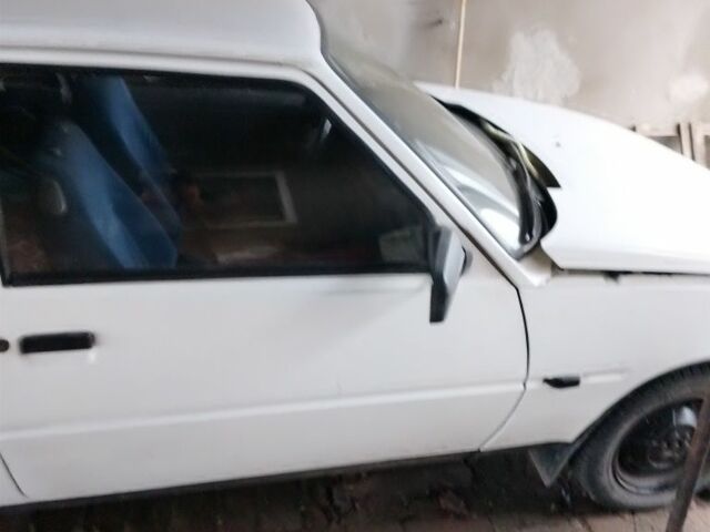 Білий ЗАЗ 1102 Таврія, об'ємом двигуна 1.1 л та пробігом 70 тис. км за 472 $, фото 5 на Automoto.ua