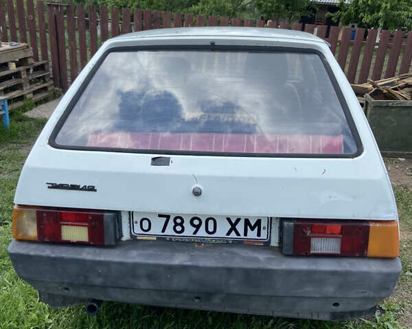 Белый ЗАЗ 1102 Таврия, объемом двигателя 1.2 л и пробегом 100 тыс. км за 500 $, фото 2 на Automoto.ua