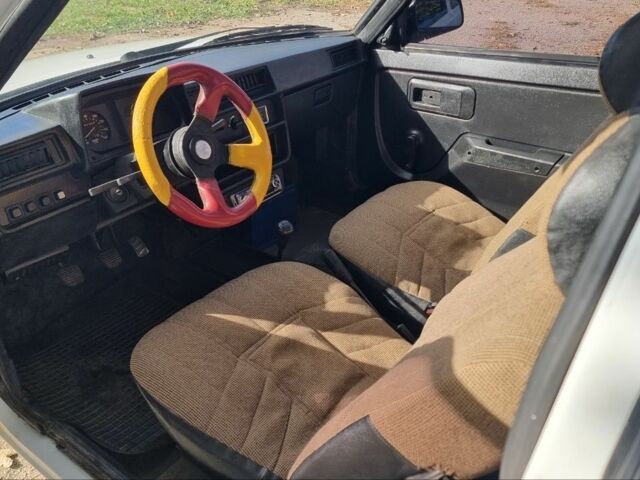 Белый ЗАЗ 1102 Таврия, объемом двигателя 1.1 л и пробегом 150 тыс. км за 750 $, фото 8 на Automoto.ua