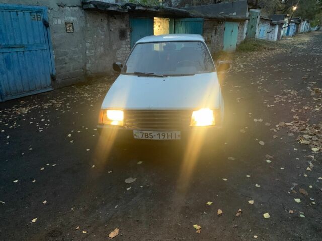 Білий ЗАЗ 1102 Таврія, об'ємом двигуна 0 л та пробігом 3 тис. км за 404 $, фото 6 на Automoto.ua