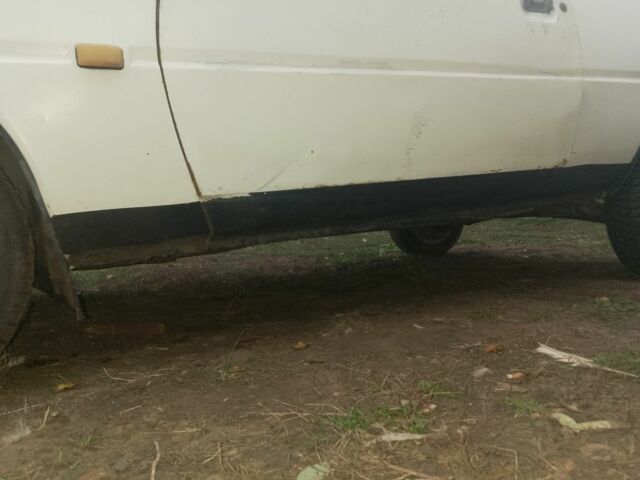 Белый ЗАЗ 1102 Таврия, объемом двигателя 1.1 л и пробегом 124 тыс. км за 333 $, фото 3 на Automoto.ua