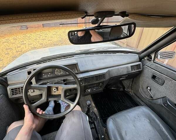 Белый ЗАЗ 1102 Таврия, объемом двигателя 1.2 л и пробегом 300 тыс. км за 425 $, фото 4 на Automoto.ua