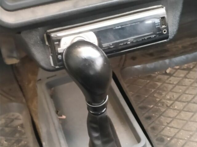 Белый ЗАЗ 1102 Таврия, объемом двигателя 1.2 л и пробегом 6 тыс. км за 406 $, фото 7 на Automoto.ua