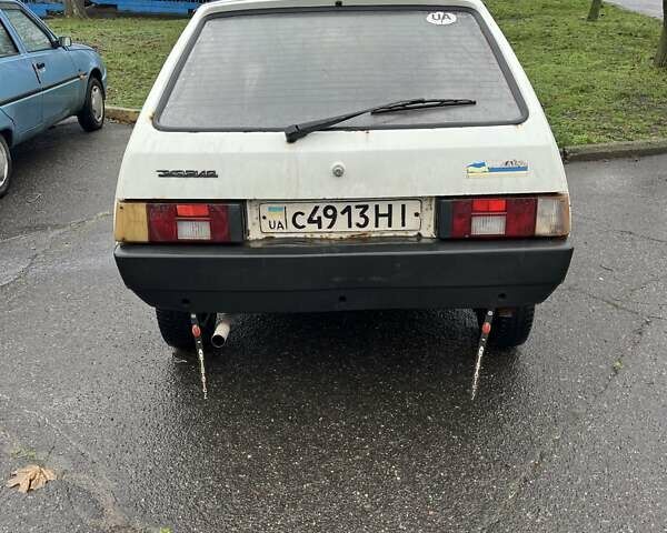 Белый ЗАЗ 1102 Таврия, объемом двигателя 1.2 л и пробегом 150 тыс. км за 600 $, фото 3 на Automoto.ua