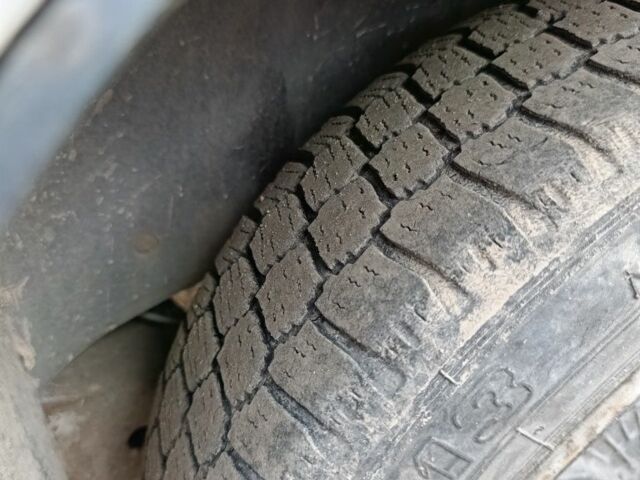 Белый ЗАЗ 1102 Таврия, объемом двигателя 1.1 л и пробегом 400 тыс. км за 357 $, фото 4 на Automoto.ua