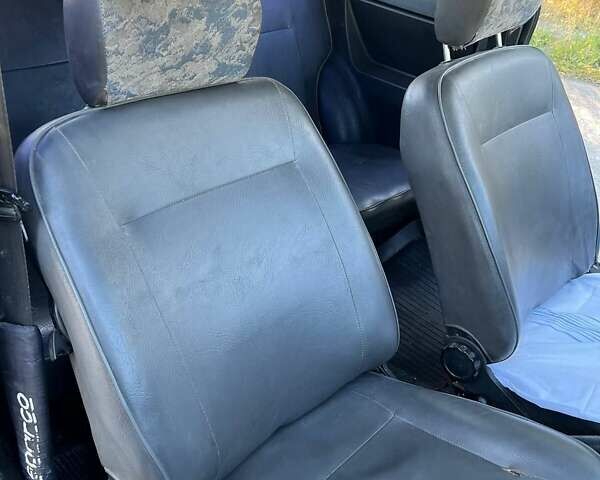 Белый ЗАЗ 1102 Таврия, объемом двигателя 1.1 л и пробегом 300 тыс. км за 900 $, фото 21 на Automoto.ua