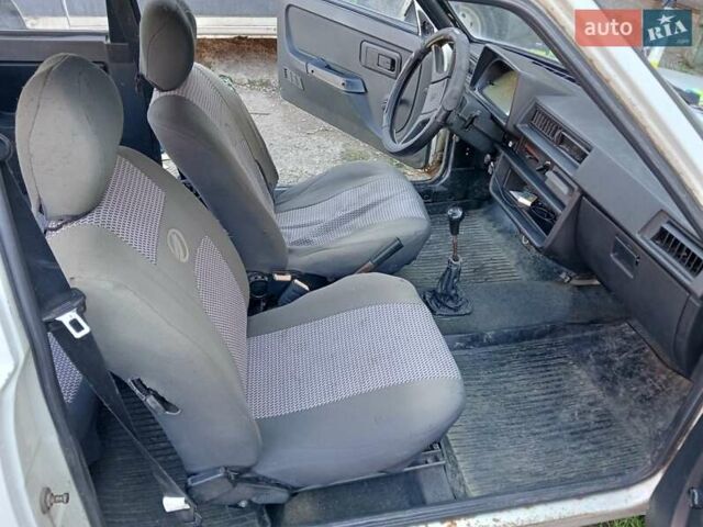 Білий ЗАЗ 1102 Таврія, об'ємом двигуна 1.1 л та пробігом 93 тис. км за 550 $, фото 4 на Automoto.ua