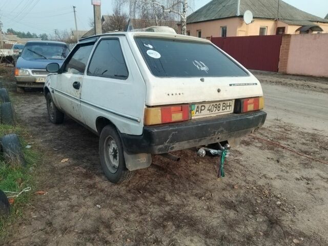 Белый ЗАЗ 1102 Таврия, объемом двигателя 0 л и пробегом 3 тыс. км за 390 $, фото 2 на Automoto.ua