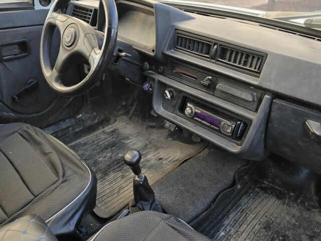 Белый ЗАЗ 1102 Таврия, объемом двигателя 0 л и пробегом 250 тыс. км за 800 $, фото 4 на Automoto.ua