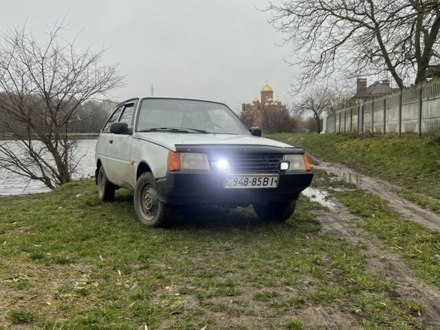 Білий ЗАЗ 1102 Таврія, об'ємом двигуна 1.2 л та пробігом 2 тис. км за 450 $, фото 1 на Automoto.ua