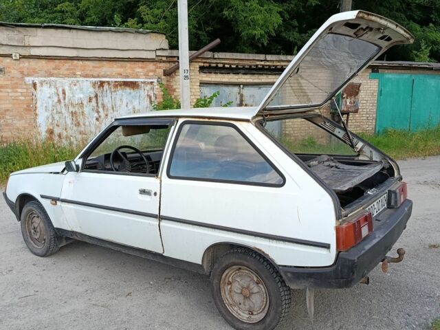 Белый ЗАЗ 1102 Таврия, объемом двигателя 0 л и пробегом 30 тыс. км за 350 $, фото 5 на Automoto.ua