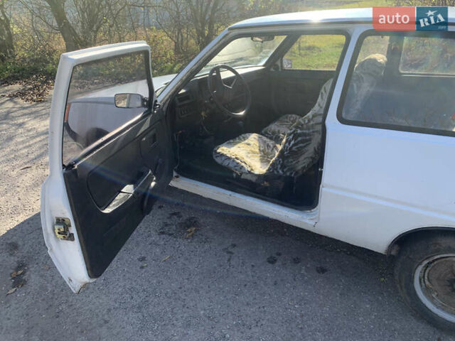 Білий ЗАЗ 1102 Таврія, об'ємом двигуна 0 л та пробігом 100 тис. км за 689 $, фото 2 на Automoto.ua