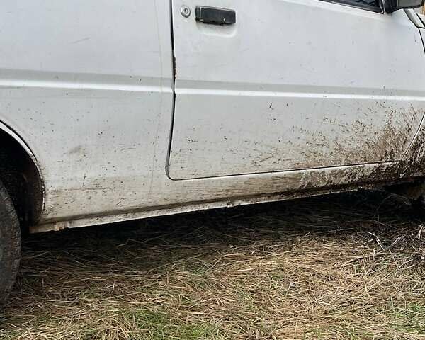 Белый ЗАЗ 1102 Таврия, объемом двигателя 1.2 л и пробегом 121 тыс. км за 400 $, фото 6 на Automoto.ua