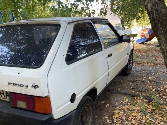 Белый ЗАЗ 1102 Таврия, объемом двигателя 1.1 л и пробегом 100 тыс. км за 534 $, фото 2 на Automoto.ua