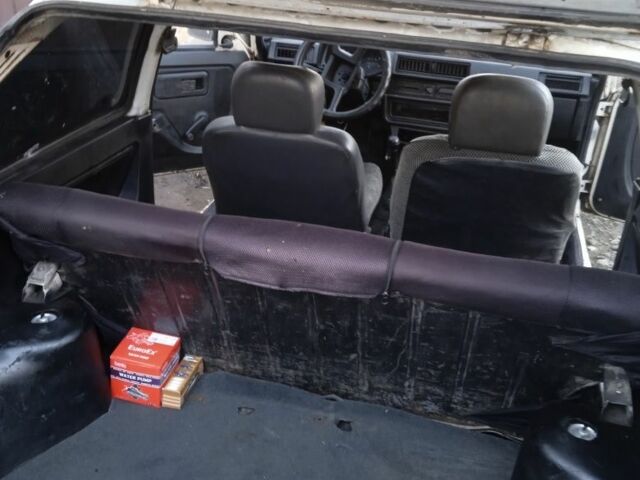 Білий ЗАЗ 1102 Таврія, об'ємом двигуна 1.1 л та пробігом 1000 тис. км за 600 $, фото 6 на Automoto.ua