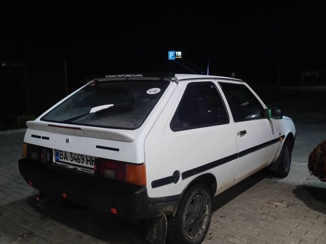 Білий ЗАЗ 1102 Таврія, об'ємом двигуна 1.2 л та пробігом 85 тис. км за 750 $, фото 4 на Automoto.ua