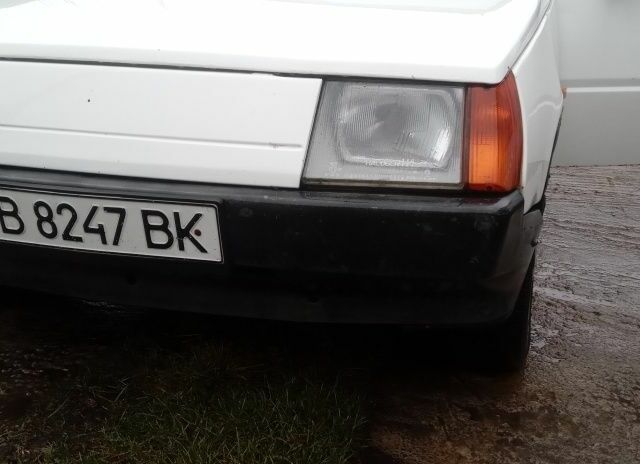 Білий ЗАЗ 1102 Таврія, об'ємом двигуна 1.1 л та пробігом 1000 тис. км за 700 $, фото 3 на Automoto.ua