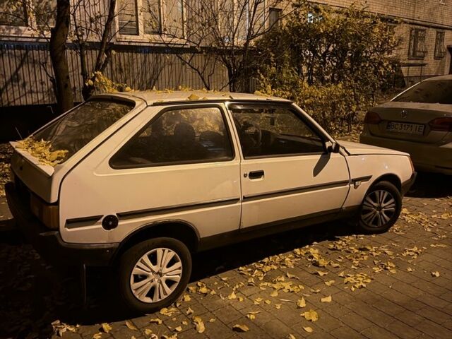 Білий ЗАЗ 1102 Таврія, об'ємом двигуна 1.1 л та пробігом 140 тис. км за 700 $, фото 1 на Automoto.ua