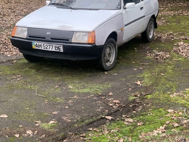 Белый ЗАЗ 1102 Таврия, объемом двигателя 1.1 л и пробегом 85 тыс. км за 535 $, фото 2 на Automoto.ua