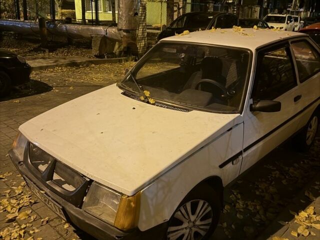 Білий ЗАЗ 1102 Таврія, об'ємом двигуна 1.1 л та пробігом 140 тис. км за 700 $, фото 4 на Automoto.ua