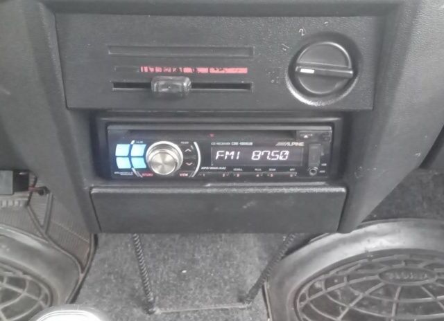 Білий ЗАЗ 1102 Таврія, об'ємом двигуна 1.1 л та пробігом 1000 тис. км за 700 $, фото 6 на Automoto.ua