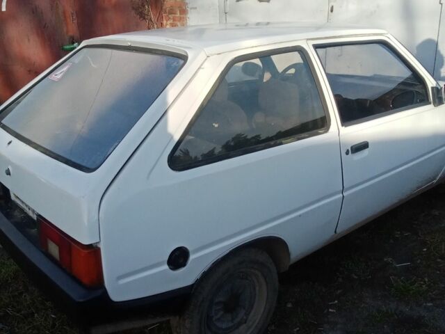 Белый ЗАЗ 1102 Таврия, объемом двигателя 1.2 л и пробегом 156 тыс. км за 550 $, фото 5 на Automoto.ua