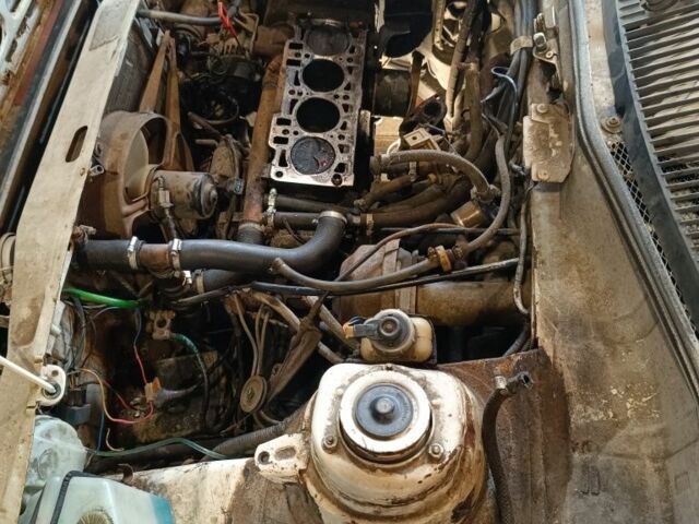 Білий ЗАЗ 1102 Таврія, об'ємом двигуна 1.2 л та пробігом 200 тис. км за 350 $, фото 10 на Automoto.ua