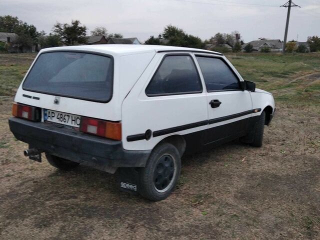 Белый ЗАЗ 1102 Таврия, объемом двигателя 1.1 л и пробегом 380 тыс. км за 629 $, фото 2 на Automoto.ua