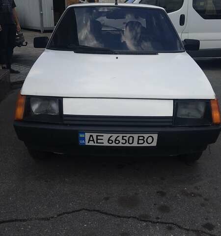Белый ЗАЗ 1102 Таврия, объемом двигателя 1.3 л и пробегом 165 тыс. км за 1400 $, фото 5 на Automoto.ua