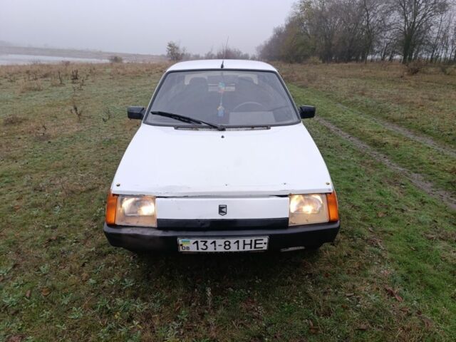 Белый ЗАЗ 1102 Таврия, объемом двигателя 0 л и пробегом 100 тыс. км за 644 $, фото 1 на Automoto.ua